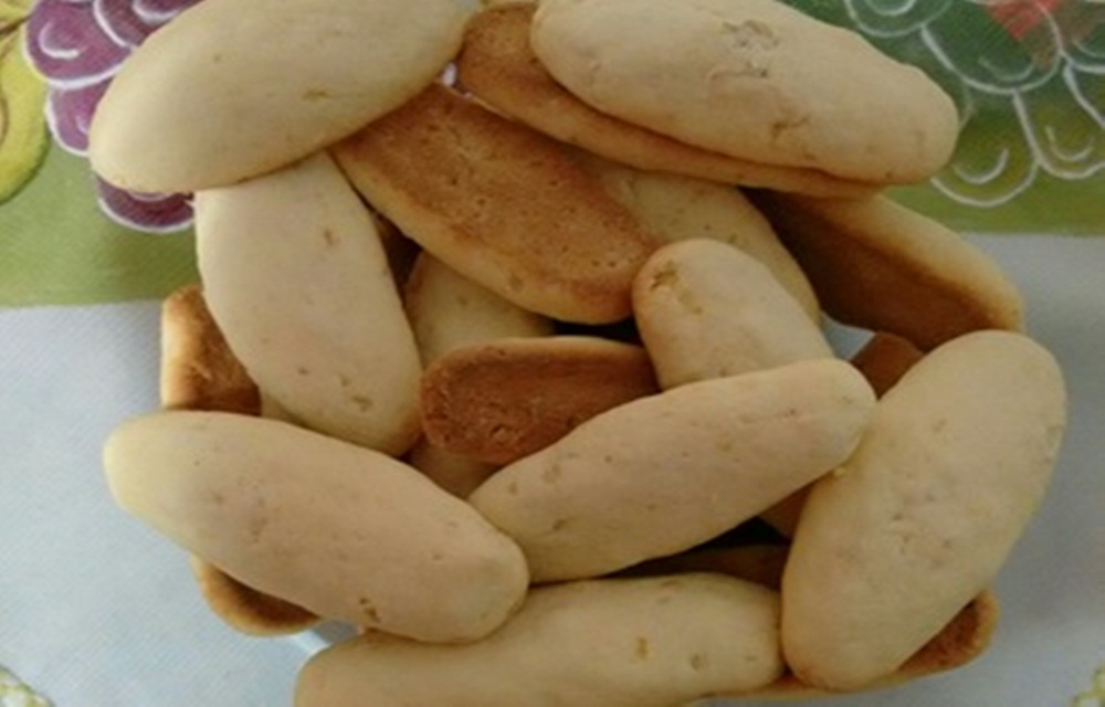 Ir para  <ul>
	<li>2 x&iacute;caras de batata-doce;</li>
	<li>2 x&iacute;caras de a&ccedil;&uacute;car;</li>
	<li>400 g de manteiga;</li>
	<li>600 g de amido de...